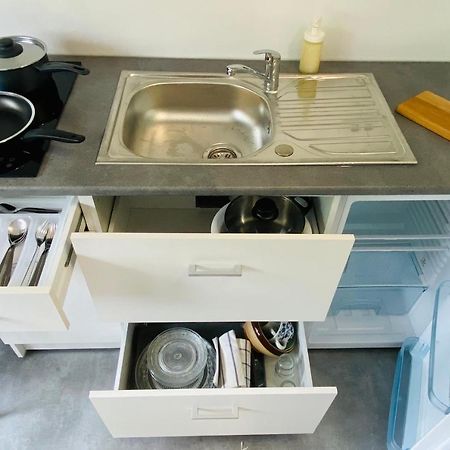 Studio Proche Commodite Et Gare . Centre Ville Кан Екстериор снимка